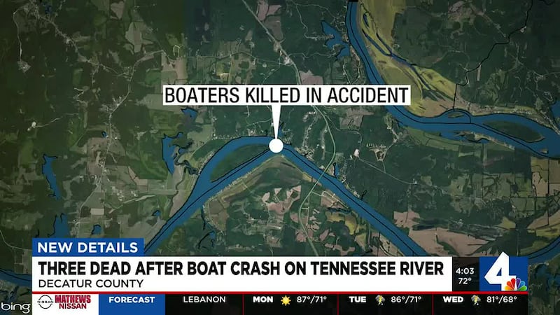Boat crash on Tennessee River kills three people