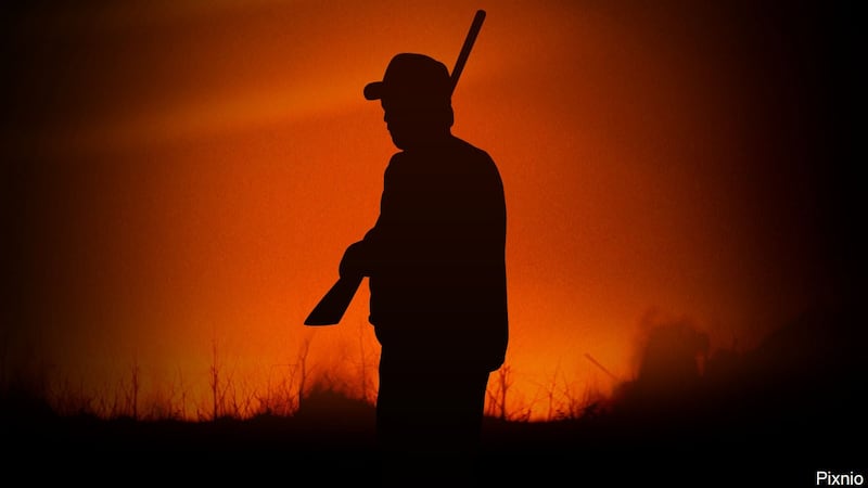 Authorities in central Iowa say an Illinois hunter has died after being shot in the face by...