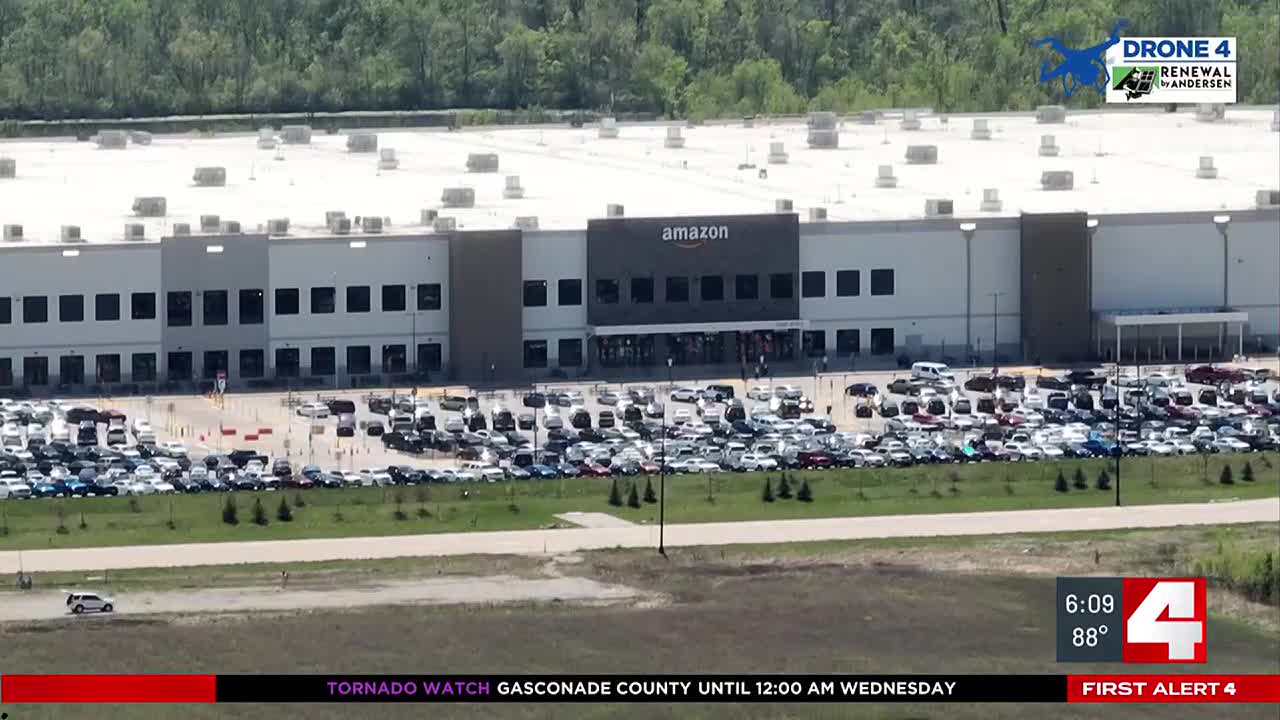 Amazon warehouse employees in St. Peters file unfair labor practice charge against company - Vimarsana News
